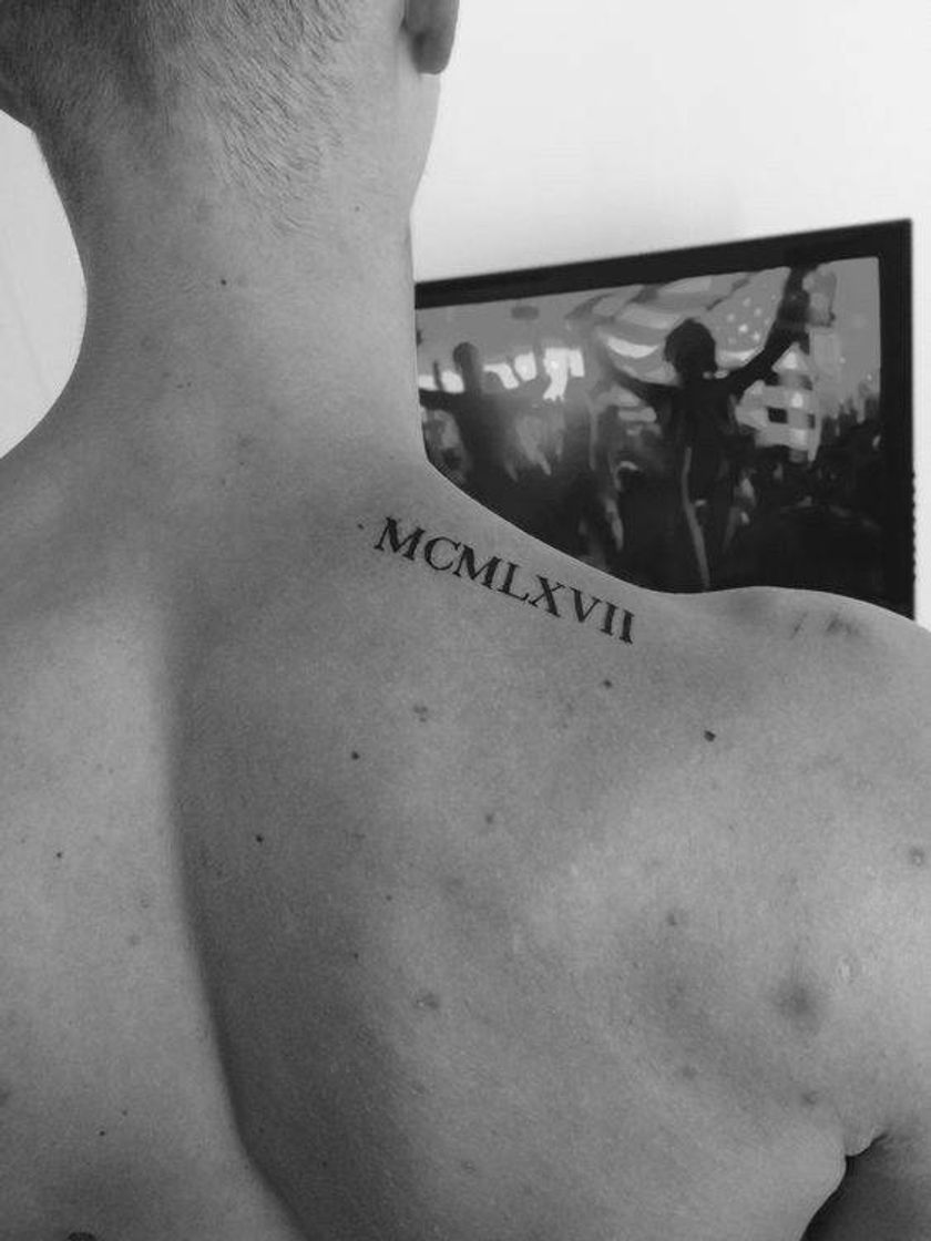 Social Tatto Minimalista Masculina