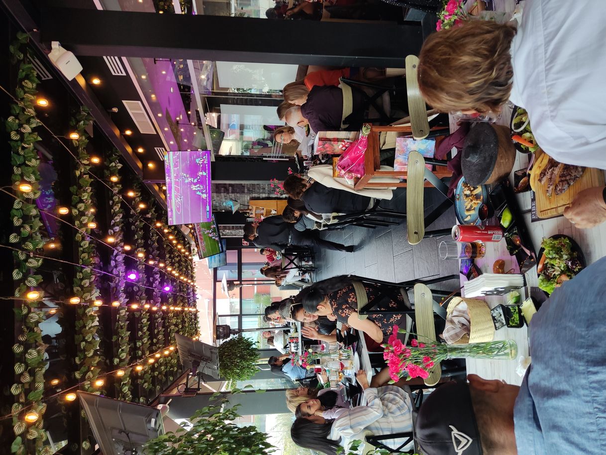 Restaurants El Pibe Esmeralda 