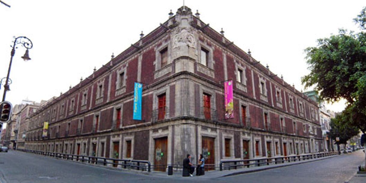 Place MIDE, Museo Interactivo de Economía