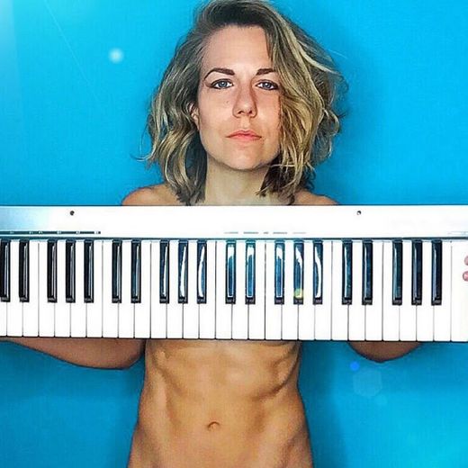 Ali Spagnola YouTube