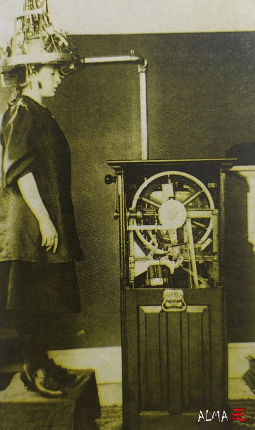 Social Mujer Artefacto 