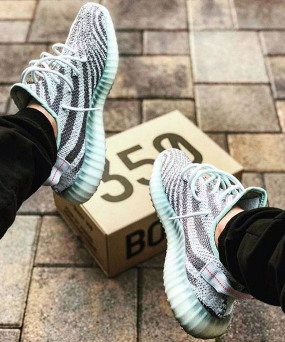 Producto YEEZY 350