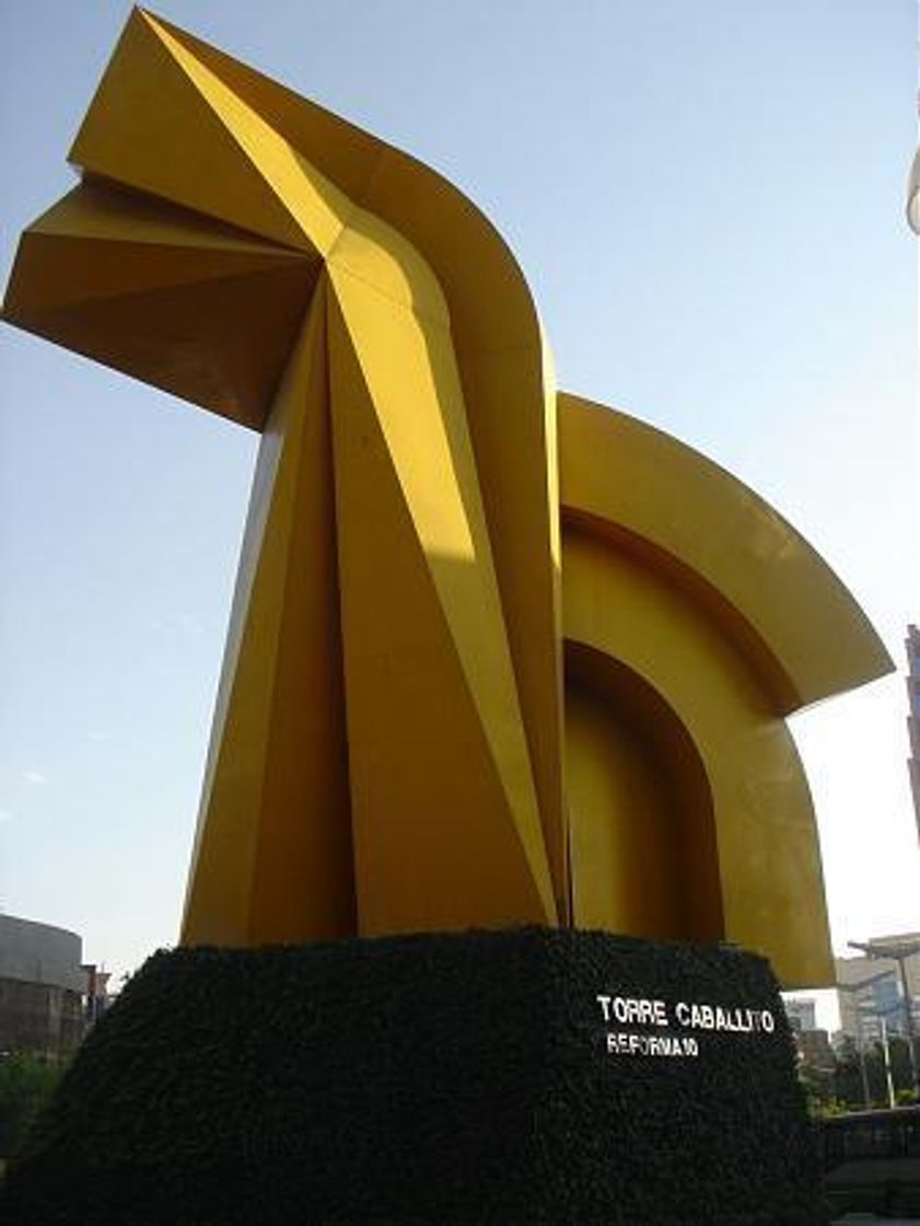 Place Escultura "El Caballito" de Sebastián