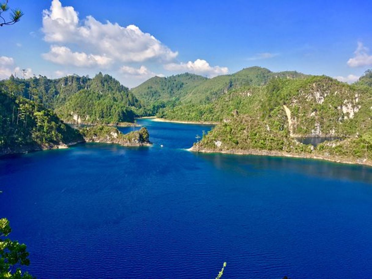 Lugar Laguna de Montebello