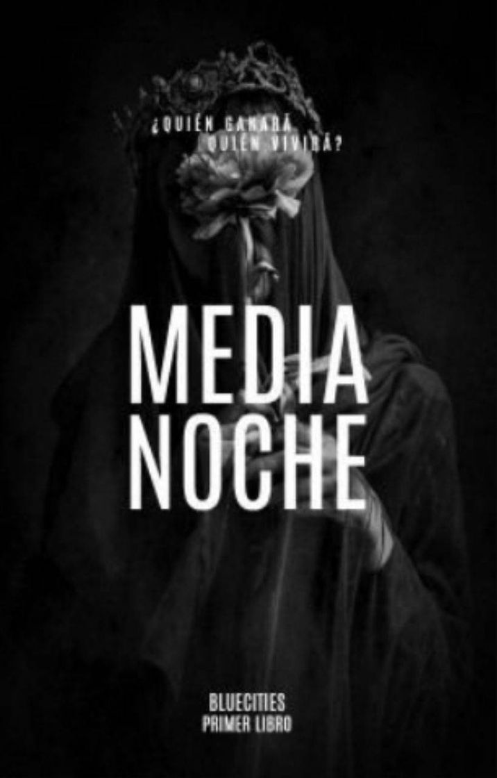 Libro 00:00 - Trilogía Medianoche🕛
Autora: Bluecities, en Wattpad