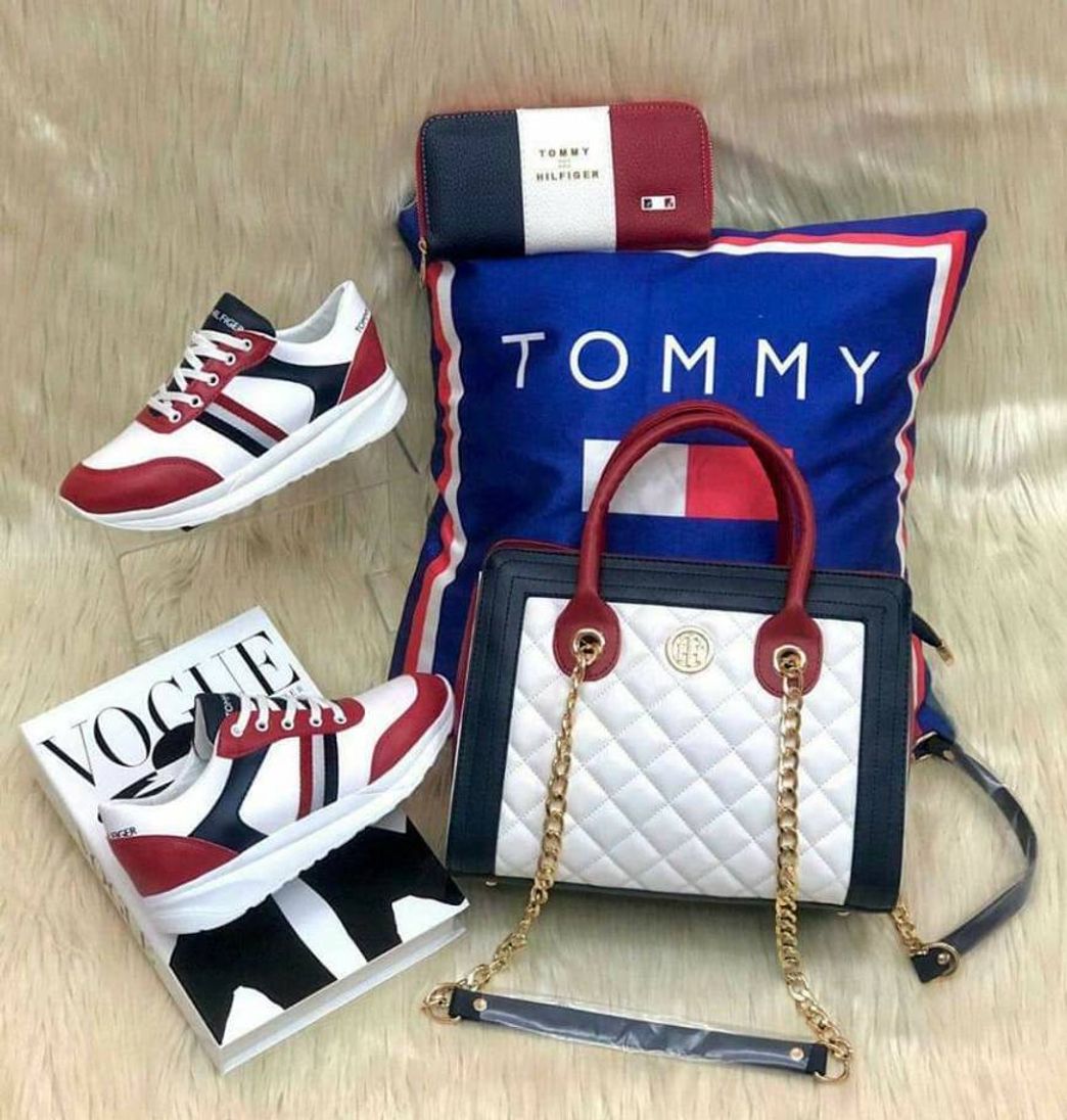 Social Tommy Hilfiger Tjw Linear Logo Hoodie Suéter