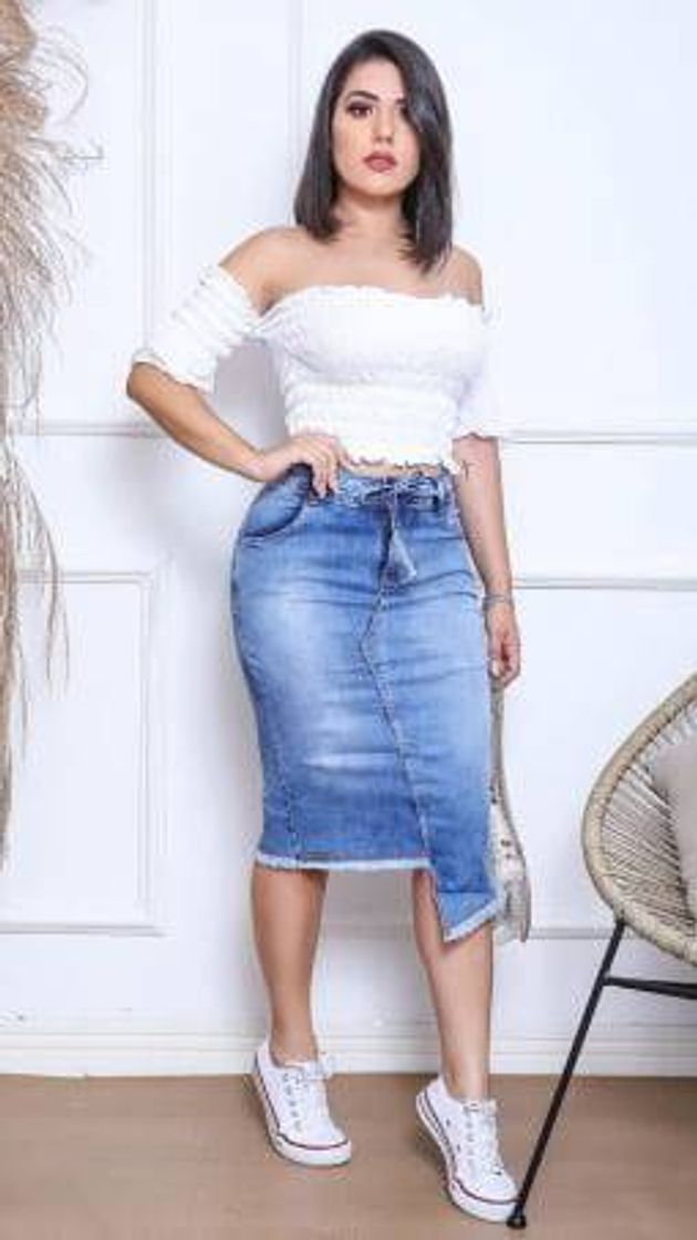 Fashion Recomendo jeans com tênis moda clássica