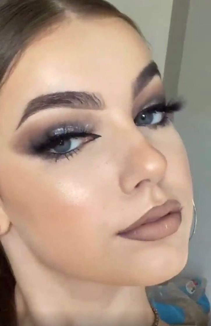Social Smokey eye 