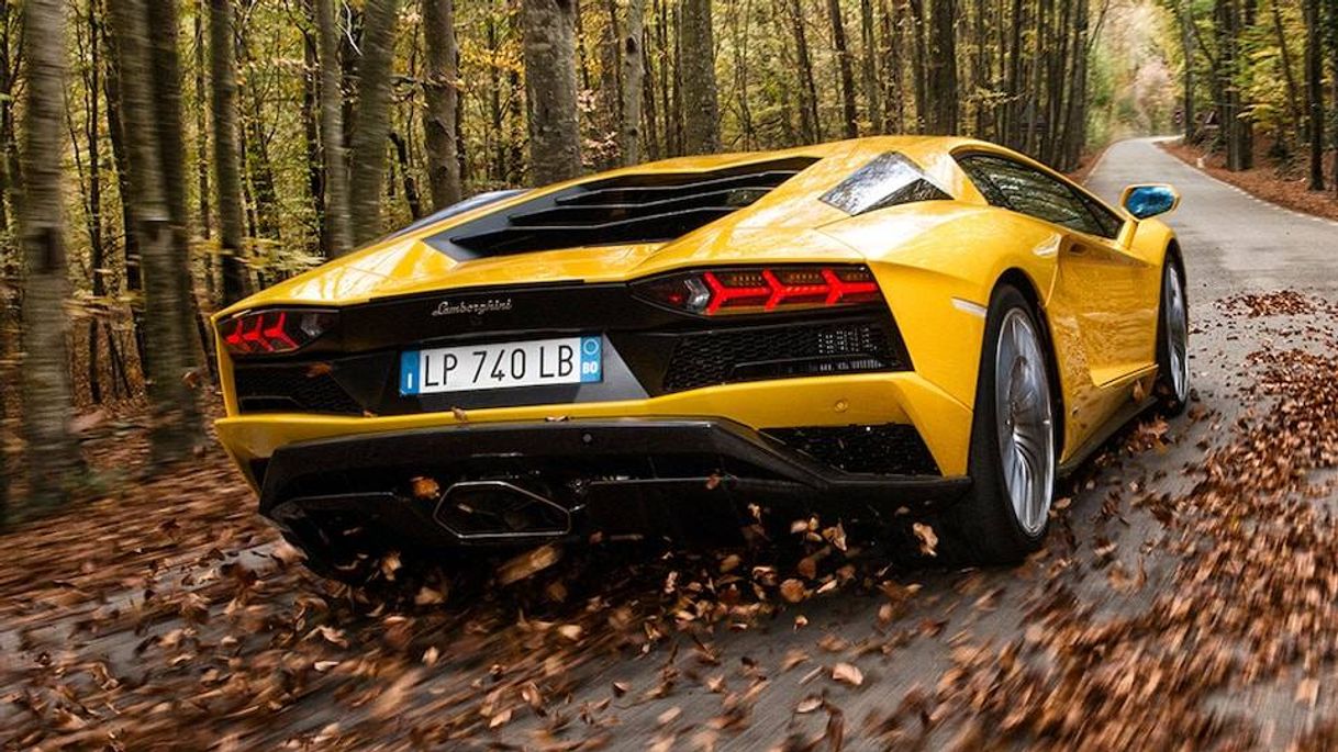 Moda Aventador S: Lamborghini...