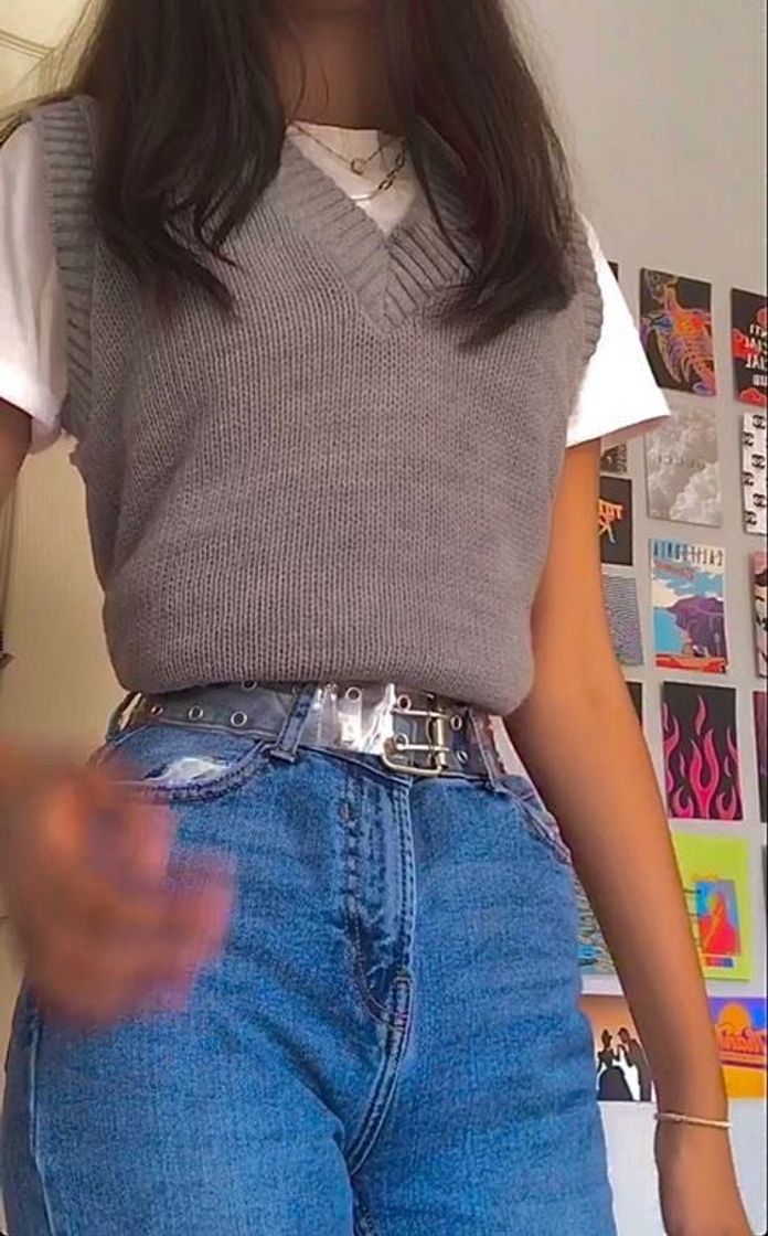 Fashion Looks aesthetic 90s inspired 