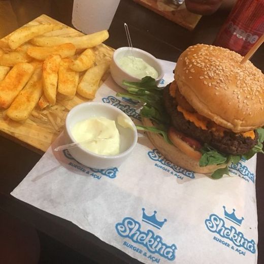 Shekiná Burger & Açaí