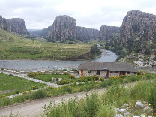 Tres Cañones de Suykutambo