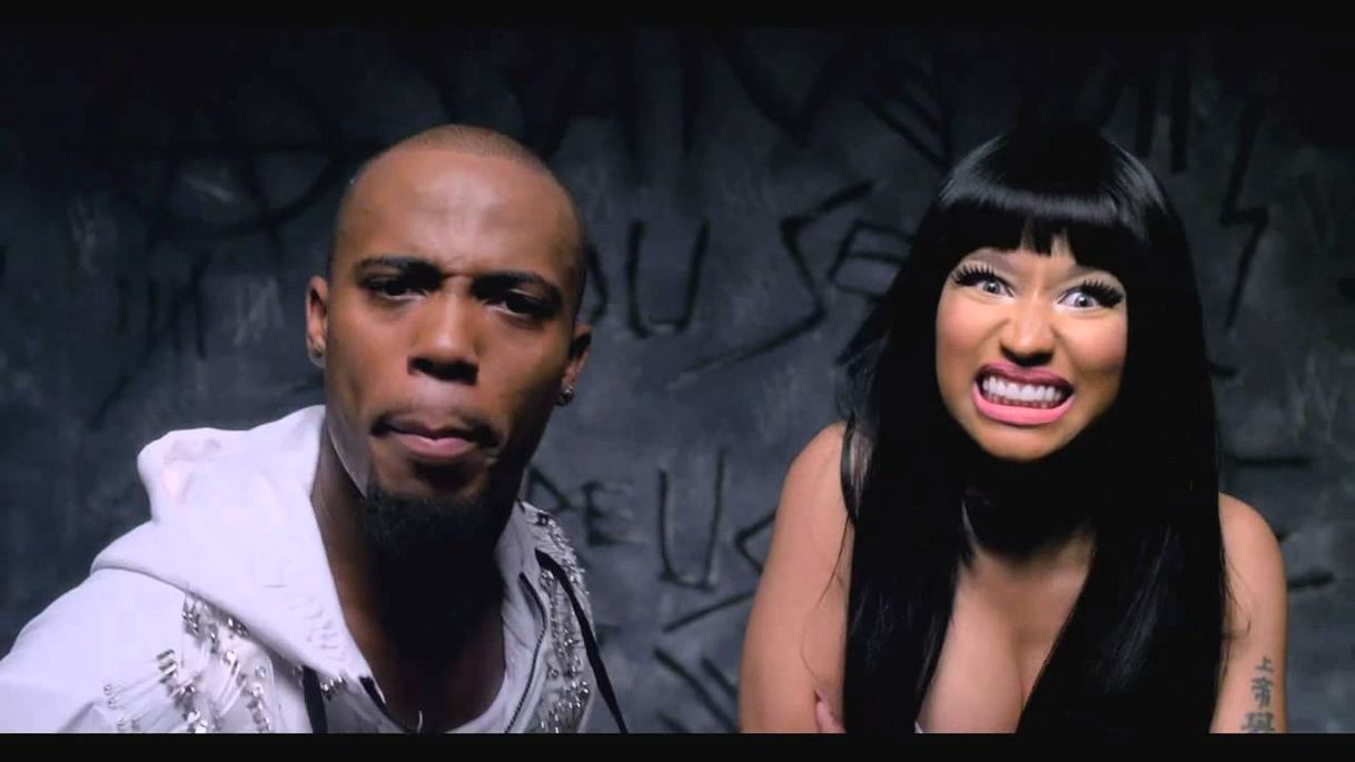 Canción Out of My Mind (feat. Nicki Minaj)