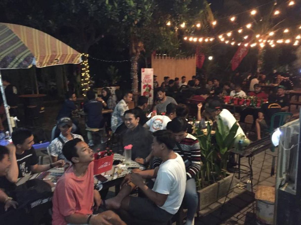 Restaurantes Warung Jik Ototz