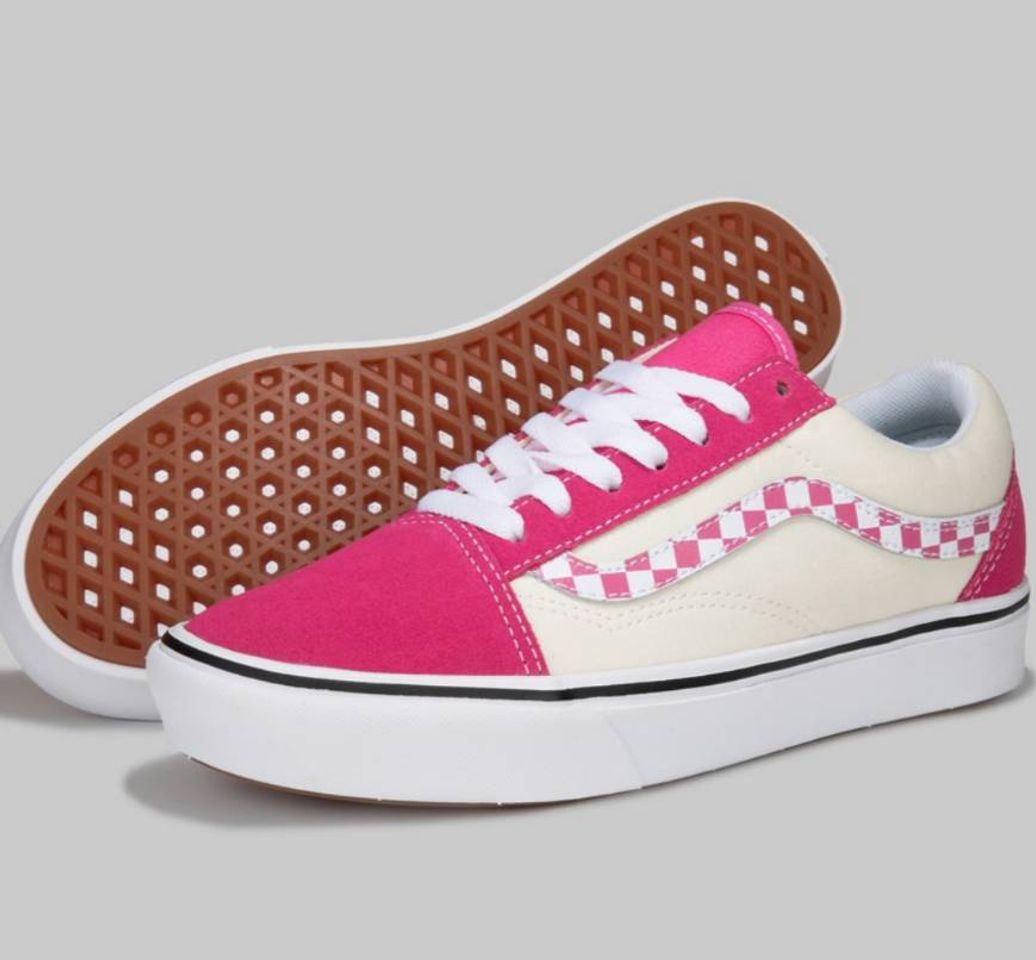 Moda Vans comfycush old skool Rosa y Balnco 

