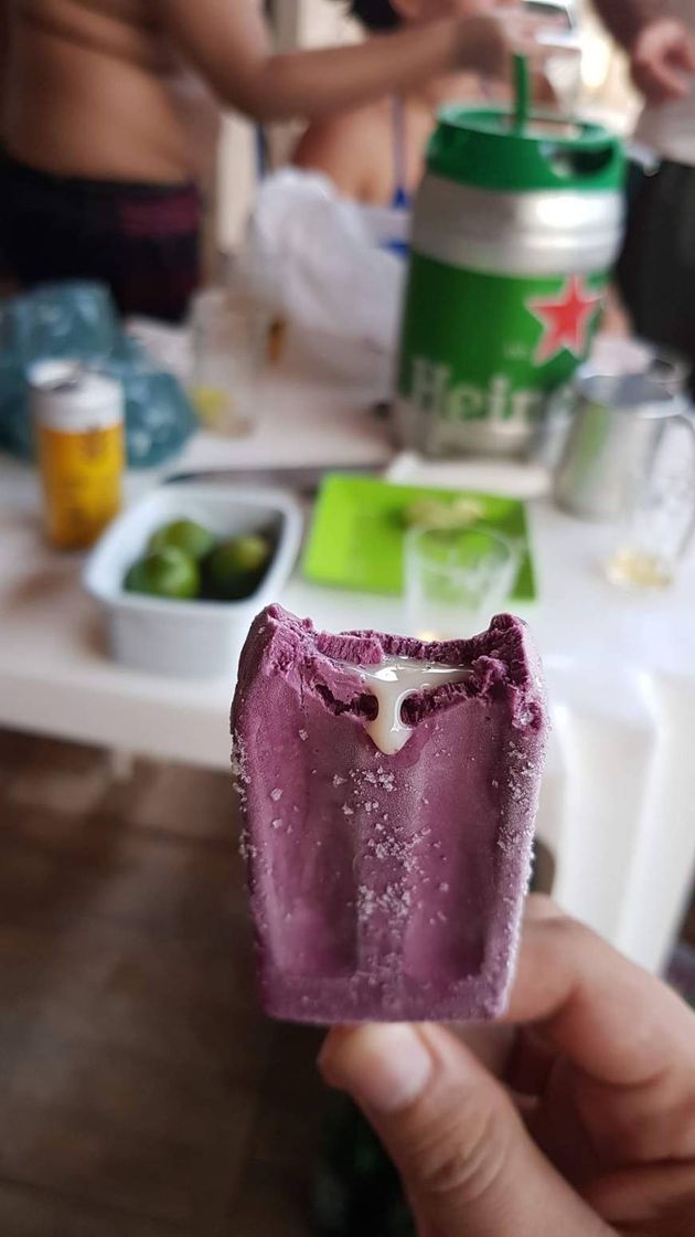 Moda PICOLÉ DE AÇAÍ COM RECHEIO DE LEITE CONDENSADO 