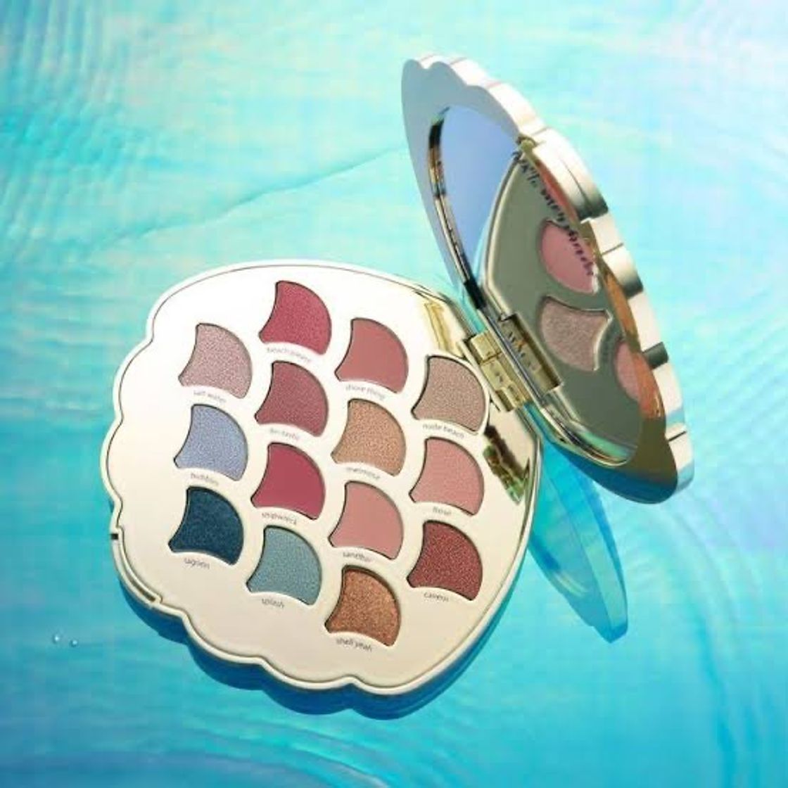 Producto Tarta de cosméticos Be A Mermaid & Make Waves Eyeshadow Pale