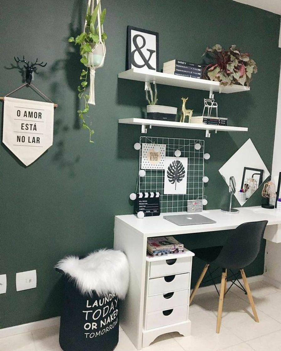 Moda Decoração linda desse cantinho de study/work 😍