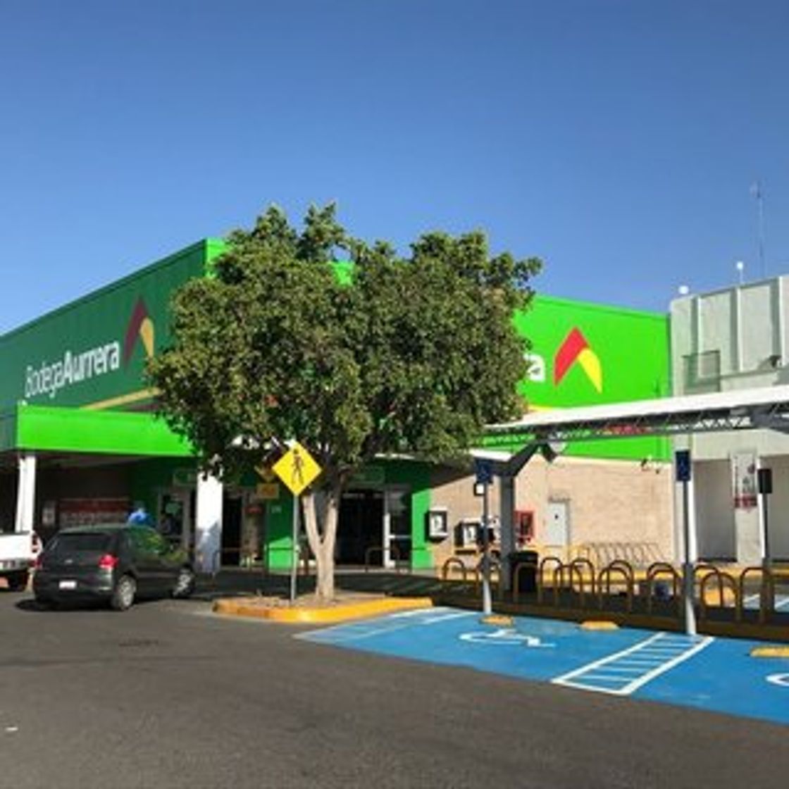 Lugar Bodega Aurrera Aguascalientes