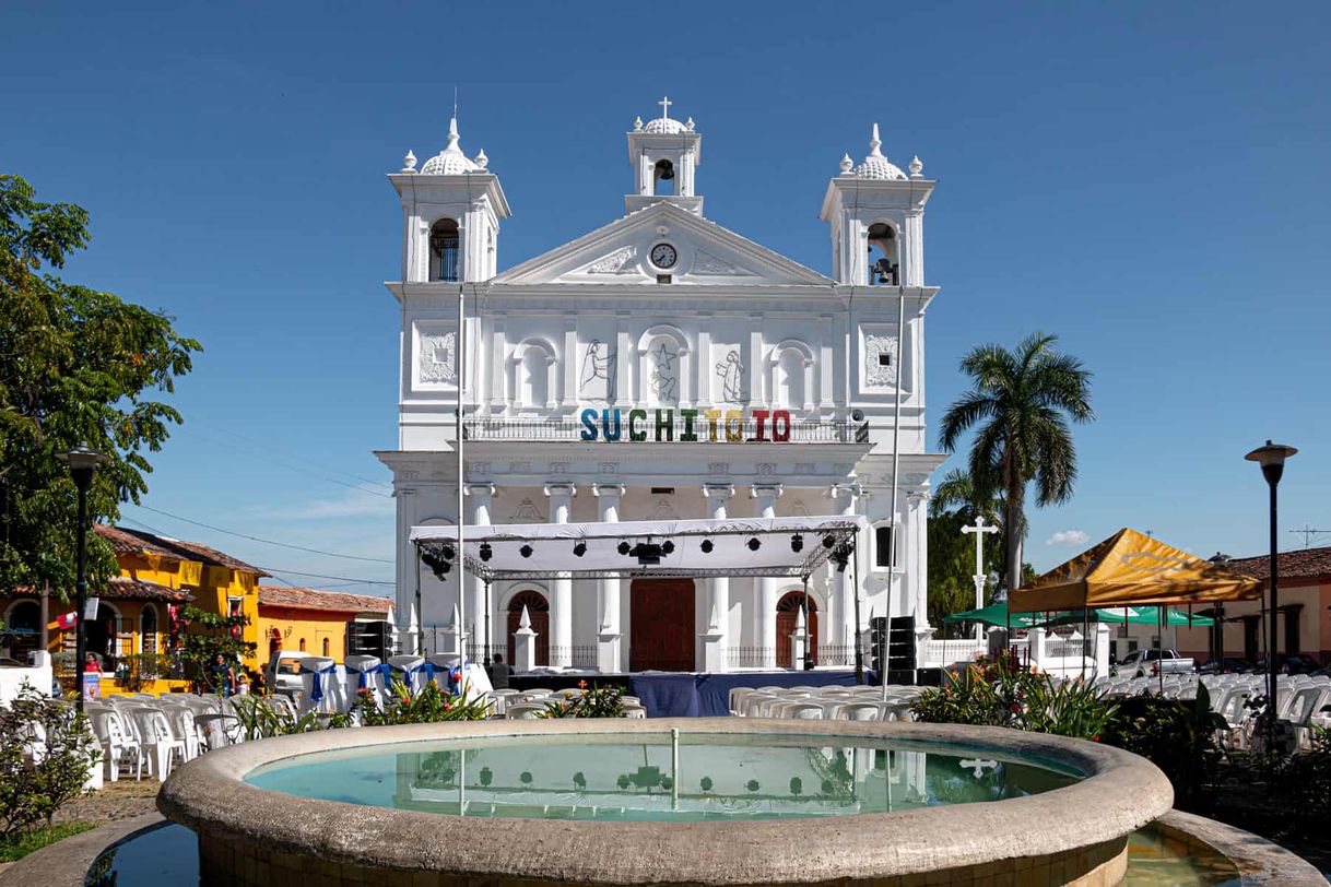 Lugar Suchitoto