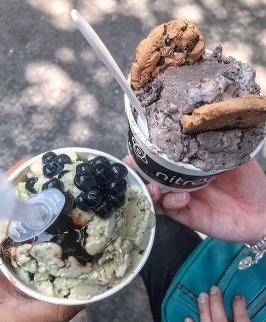 Restaurantes Nitrology - Helados de Nitrógeno