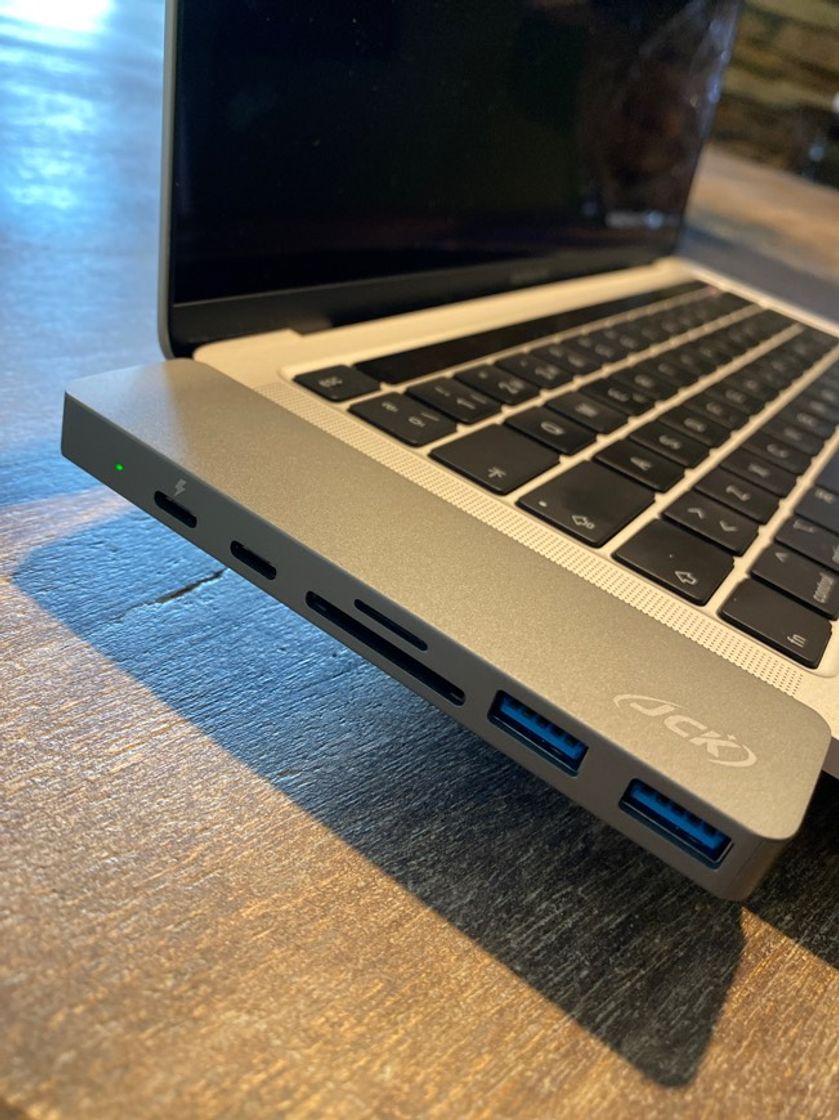 Product Adaptador MacBook