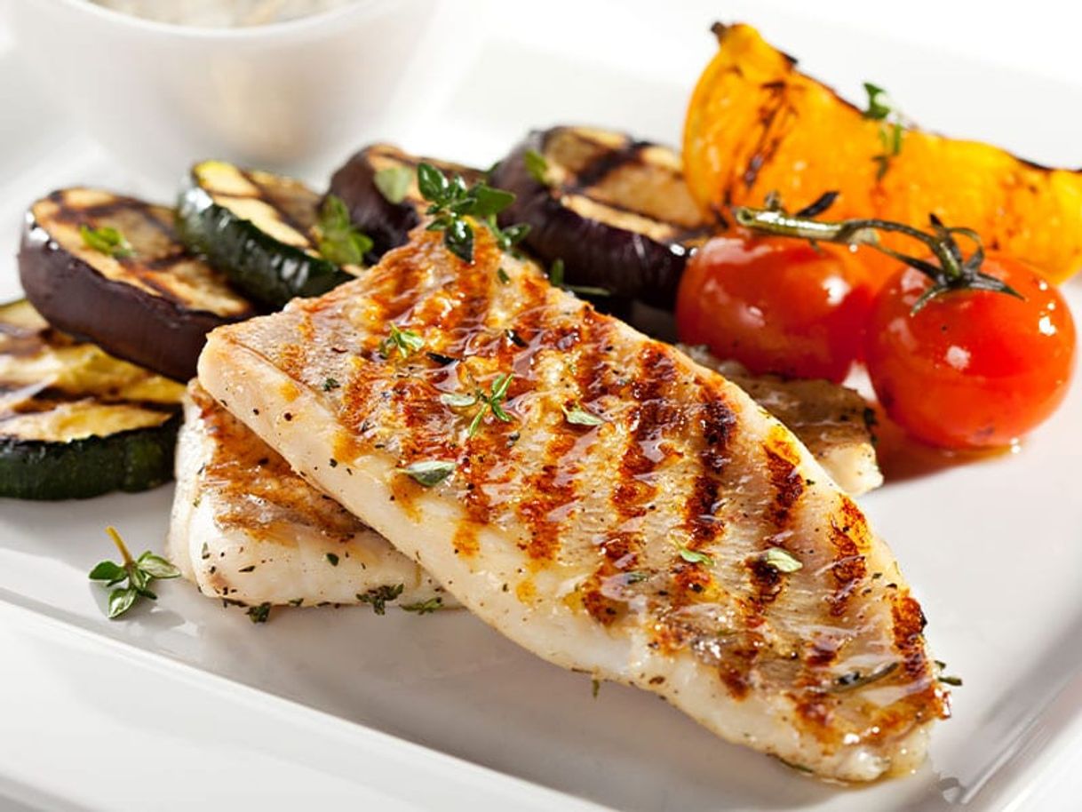 Social Mero con berenjenas