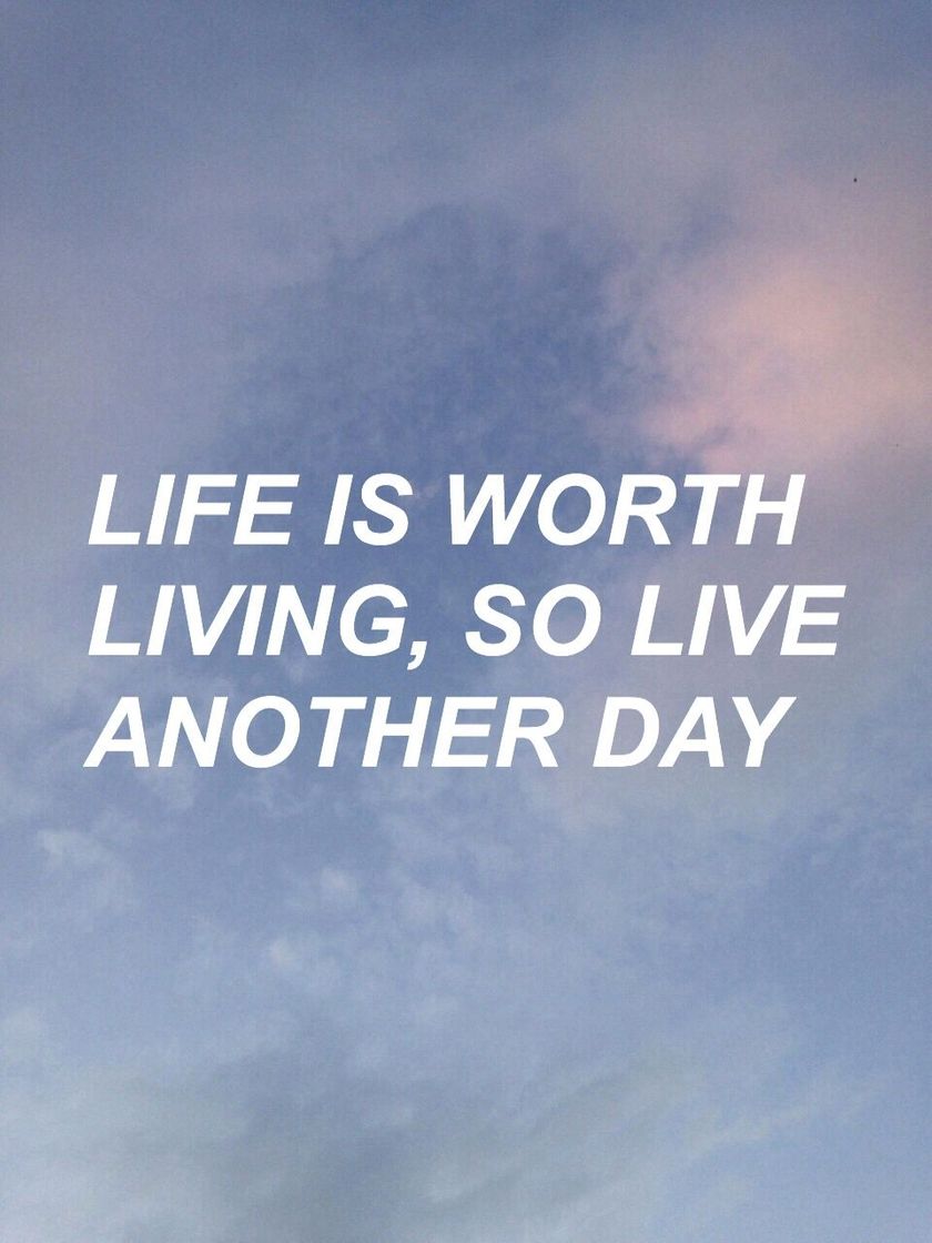 Canción Life Is Worth Living