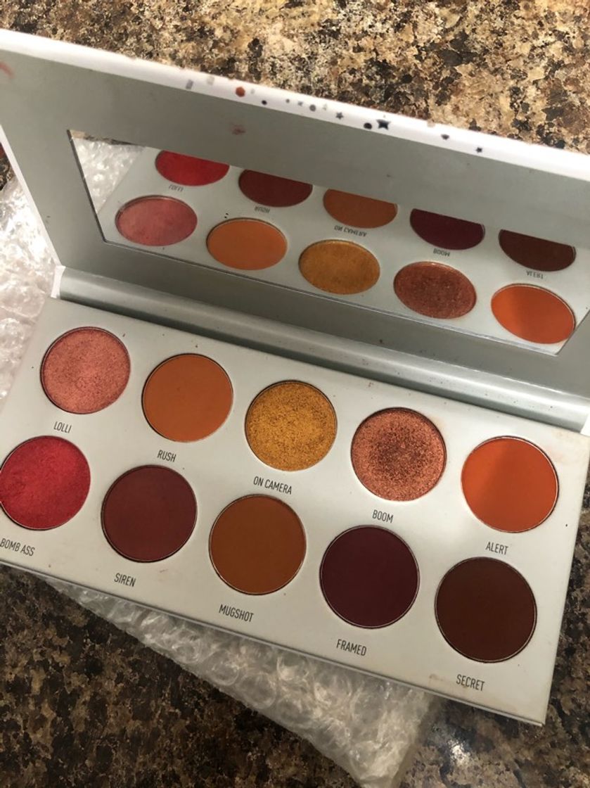 Producto Morphe Morphe X Jaclyn Hill Ring The Alarm Eyeshadow Palette 