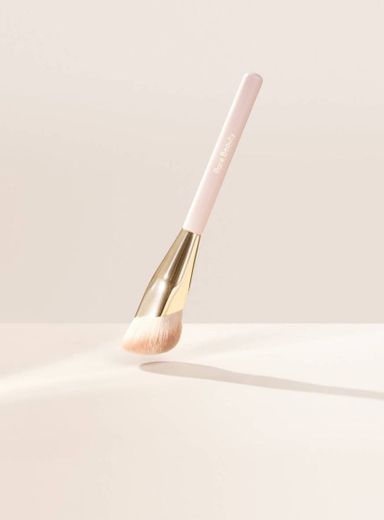 Liquid Touch Foundation Brush 