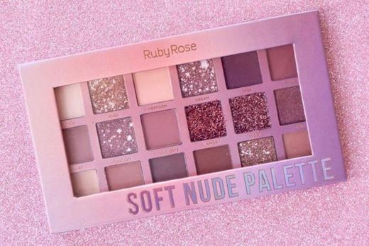 Paleta de sombra soft nude Ruby Rose