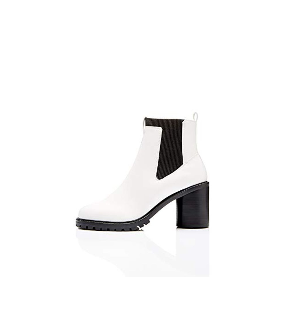 Fashion find. Chunky Botas Chelsea