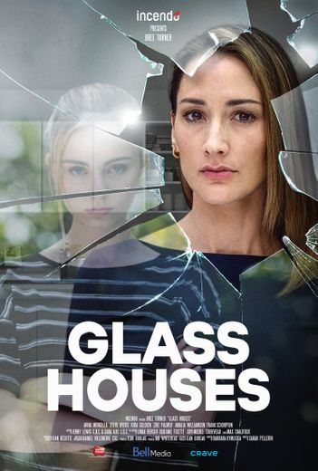 GLASS HOUSES - THE BABYSITTER'S REVENGE - Película 