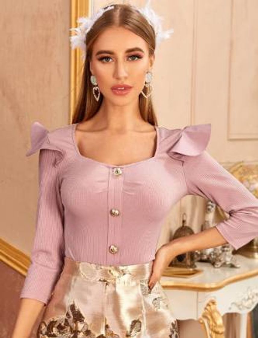 Social Blusa shein gold butrón front ruffle trim Knit top