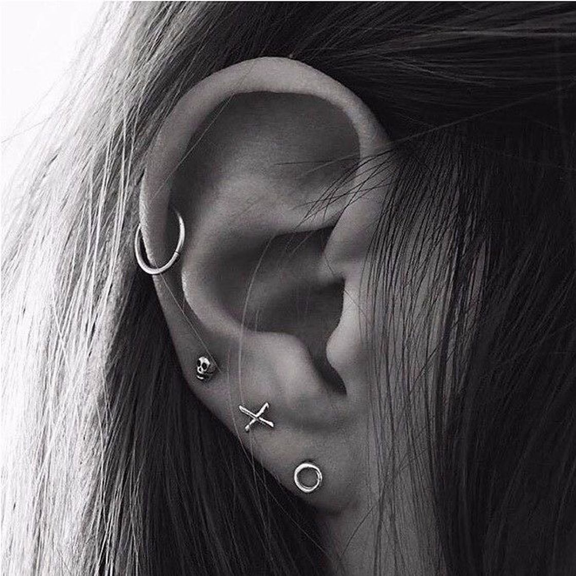 Moda piercing •orelha 