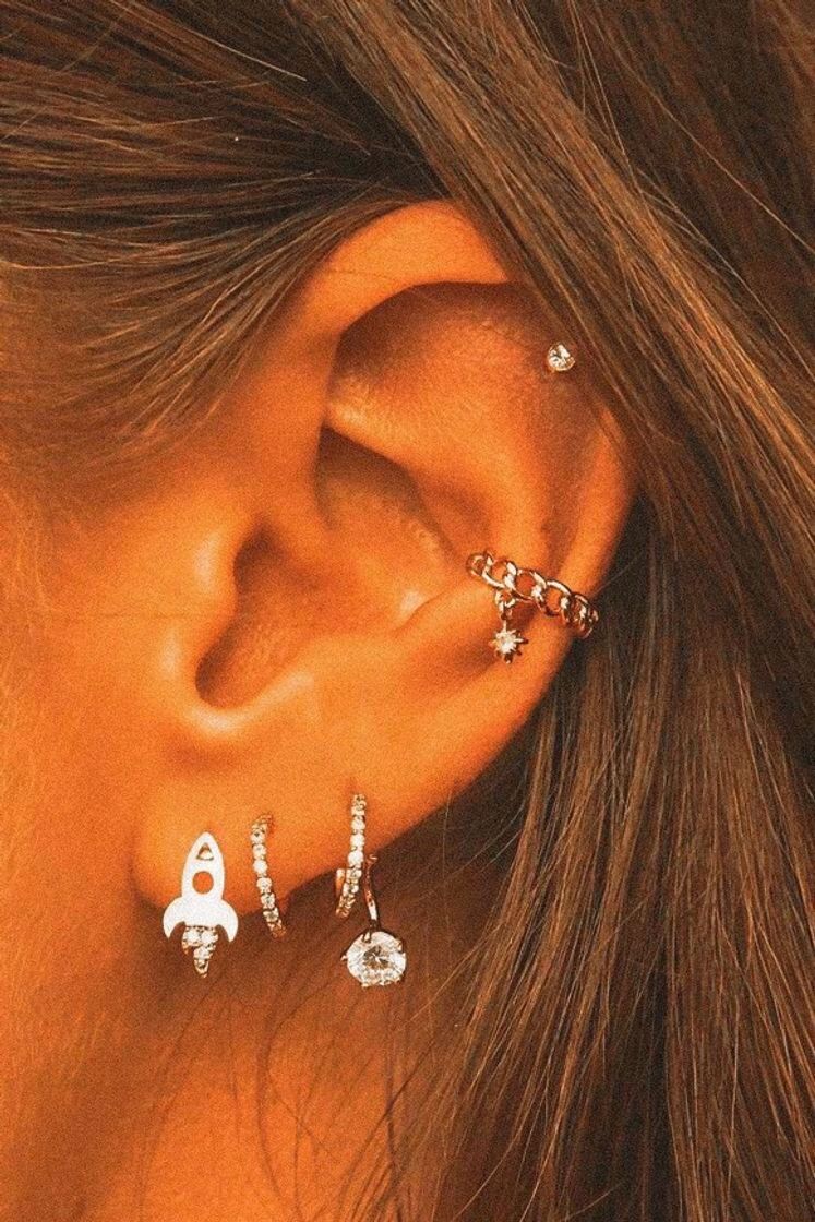 Moda piercing •orelha 