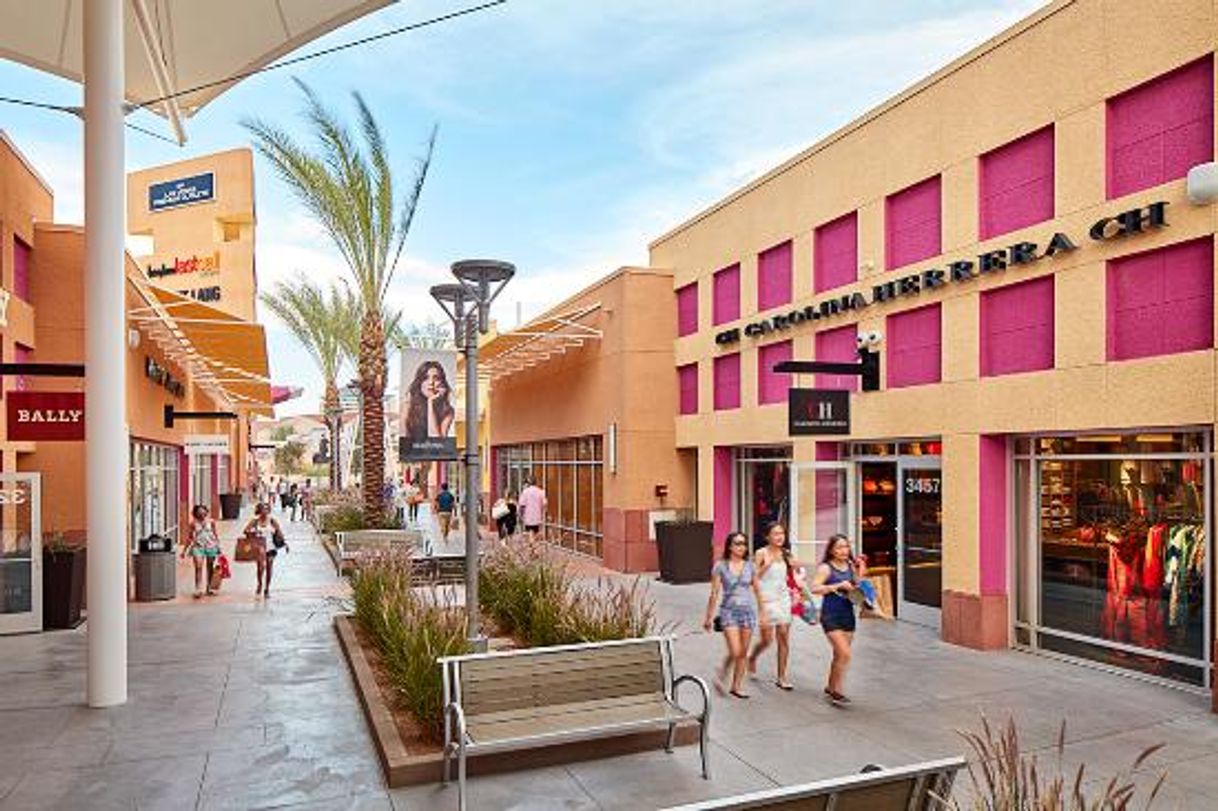 Place Las Vegas North Premium Outlets
