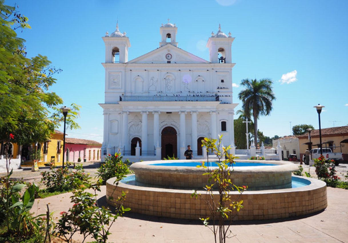 Lugar Suchitoto