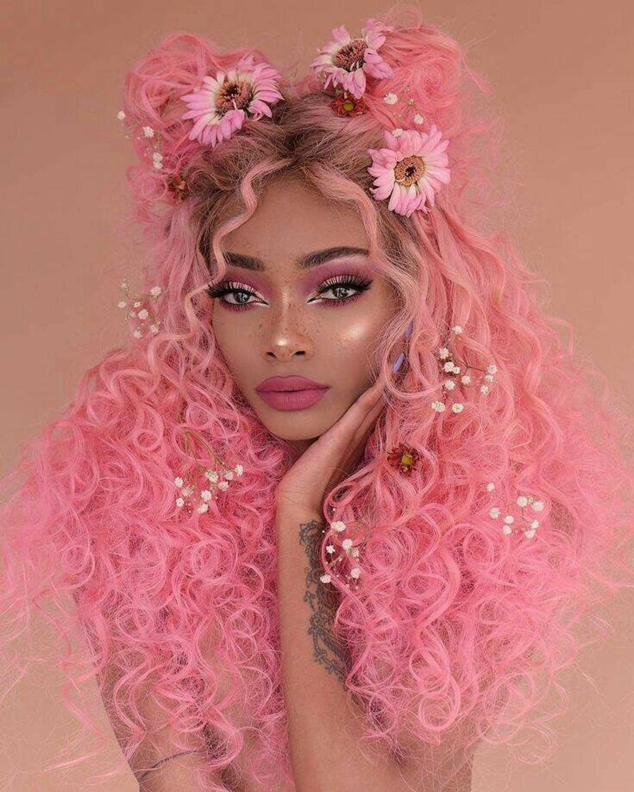 Moda Cabelo Cacheado Rosa ❤✨