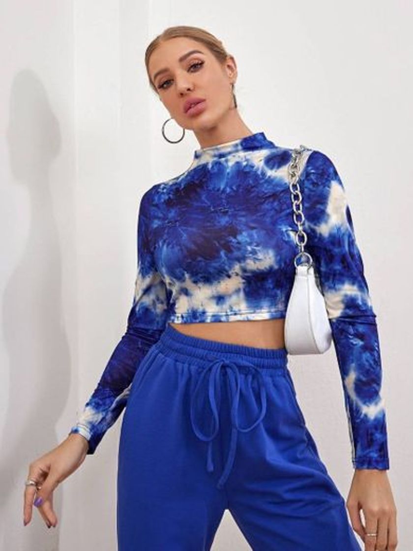 Social Camisa corta tie dye con cuello alto