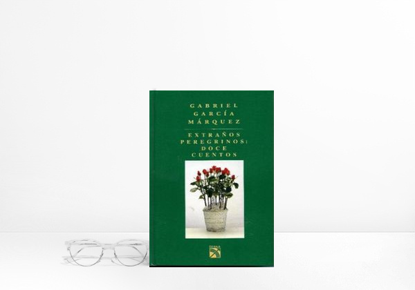 Livro Extraños peregrinos