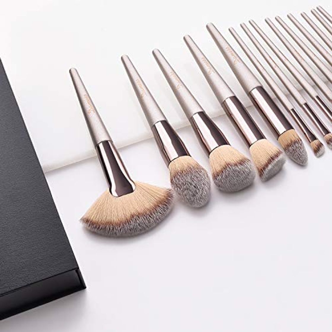 Social Brochas de Maquillaje, 15pcs Maquillaje Profesional Pinceles Maquillaje de Ojos, Rubor, Contorno,