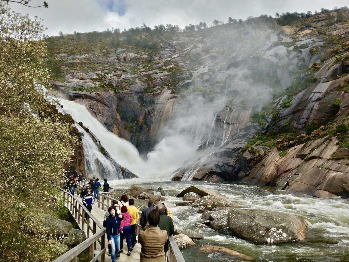 Lugar Cascada de Ézaro