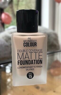 Producto Base de maquillaje líquido mate