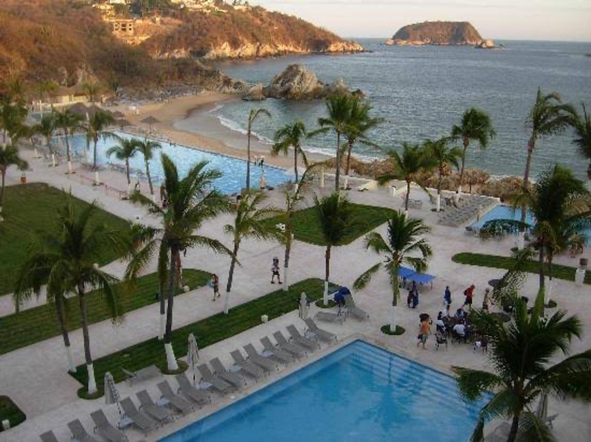 Lugar Dreams Huatulco Resort & Spa