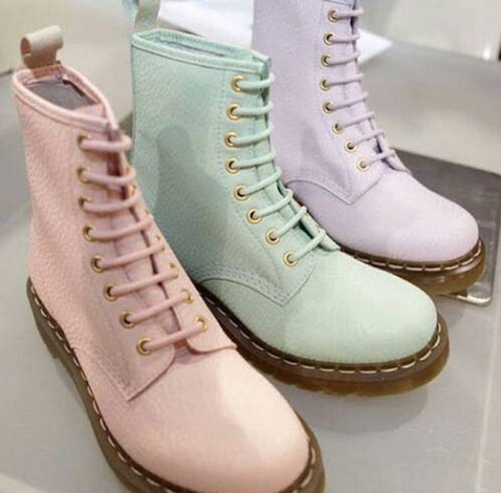 Moda Combat boots