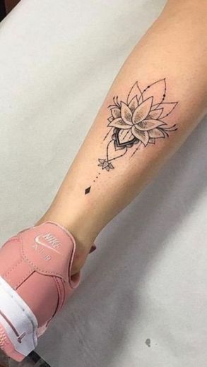 Tatuagem feminina 