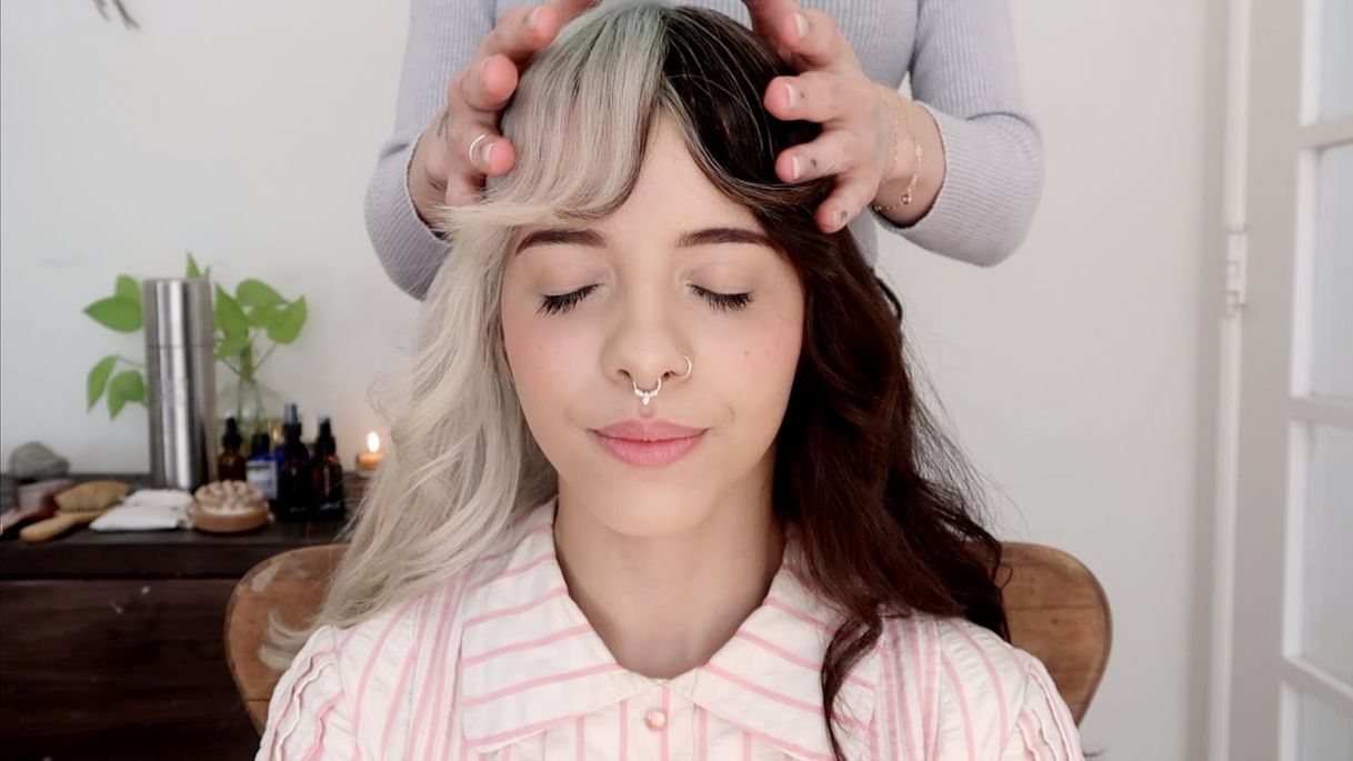 Fashion ASMR massage | Melanie Martinez ✨