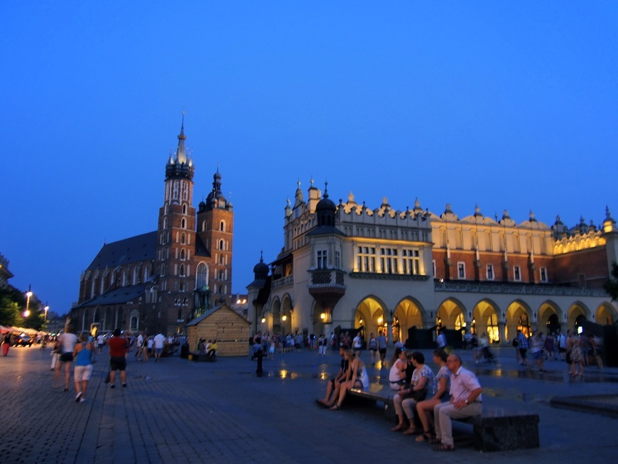 Place Main Square