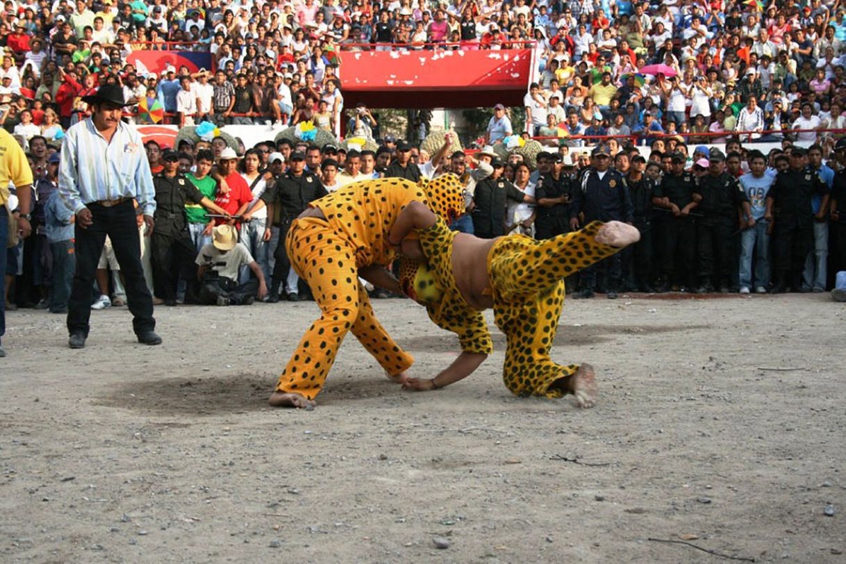 Moda Tradiciones 💛🐆✨